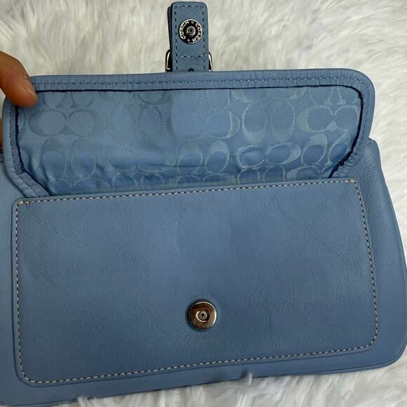 Vintage COACH y2k Soho Blue Wristlet - Picture 7 of 10